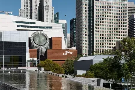 SFMOMA junto a los Jardines de Yerba Buena